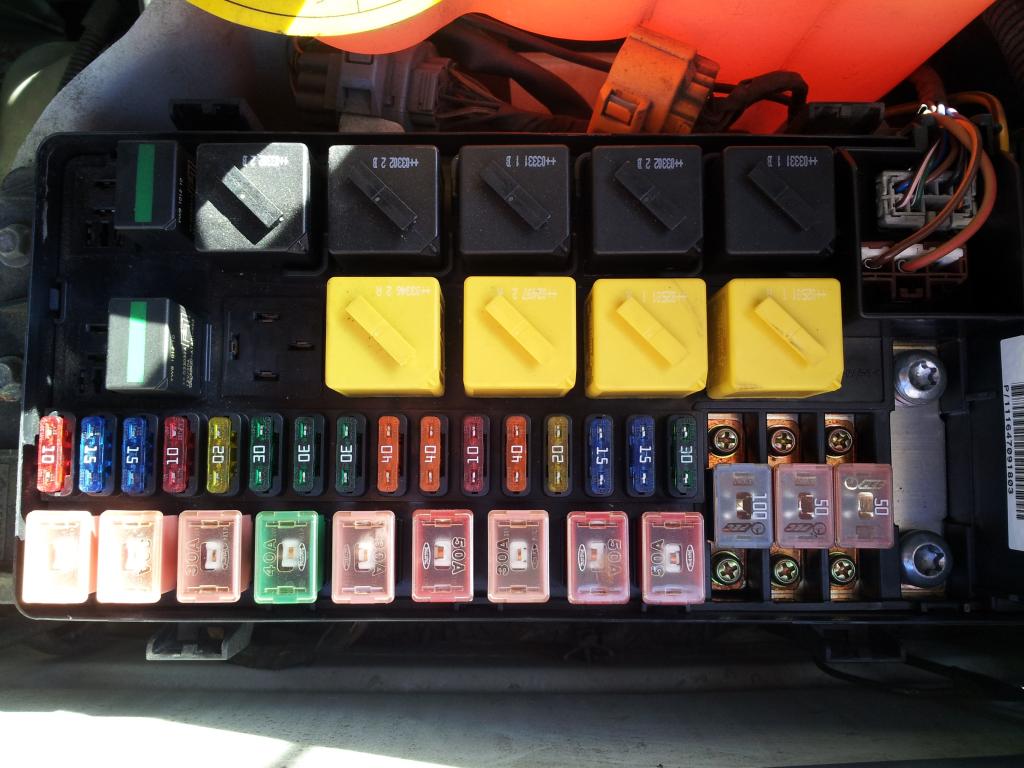 Fog light relay land rover discovery fuse box under hood 