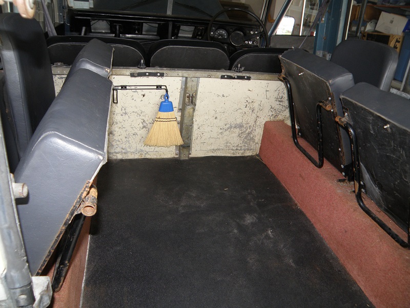 Click image for larger version. 

Name:	Land Rover Series Old Interior.JPG 
Views:	389 
Size:	187.6 KB 
ID:	10662