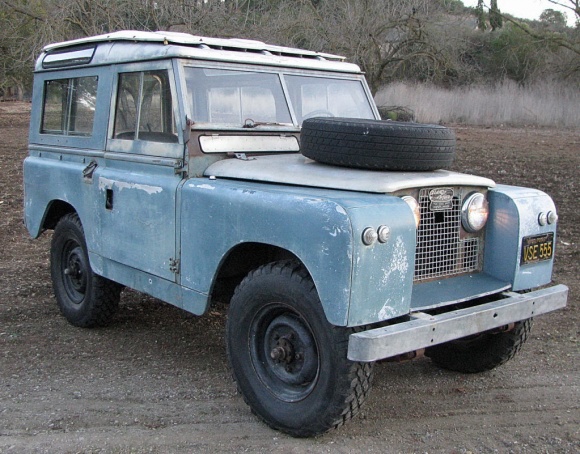 Name:  1965_Land_Rover_Series_IIA_4x4_Station_Wagon_88_For_Sale_Blue_resize.jpg
Views: 904
Size:  136.0 KB